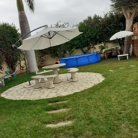 ホテル Rincon El Llano ロス・レアレホス